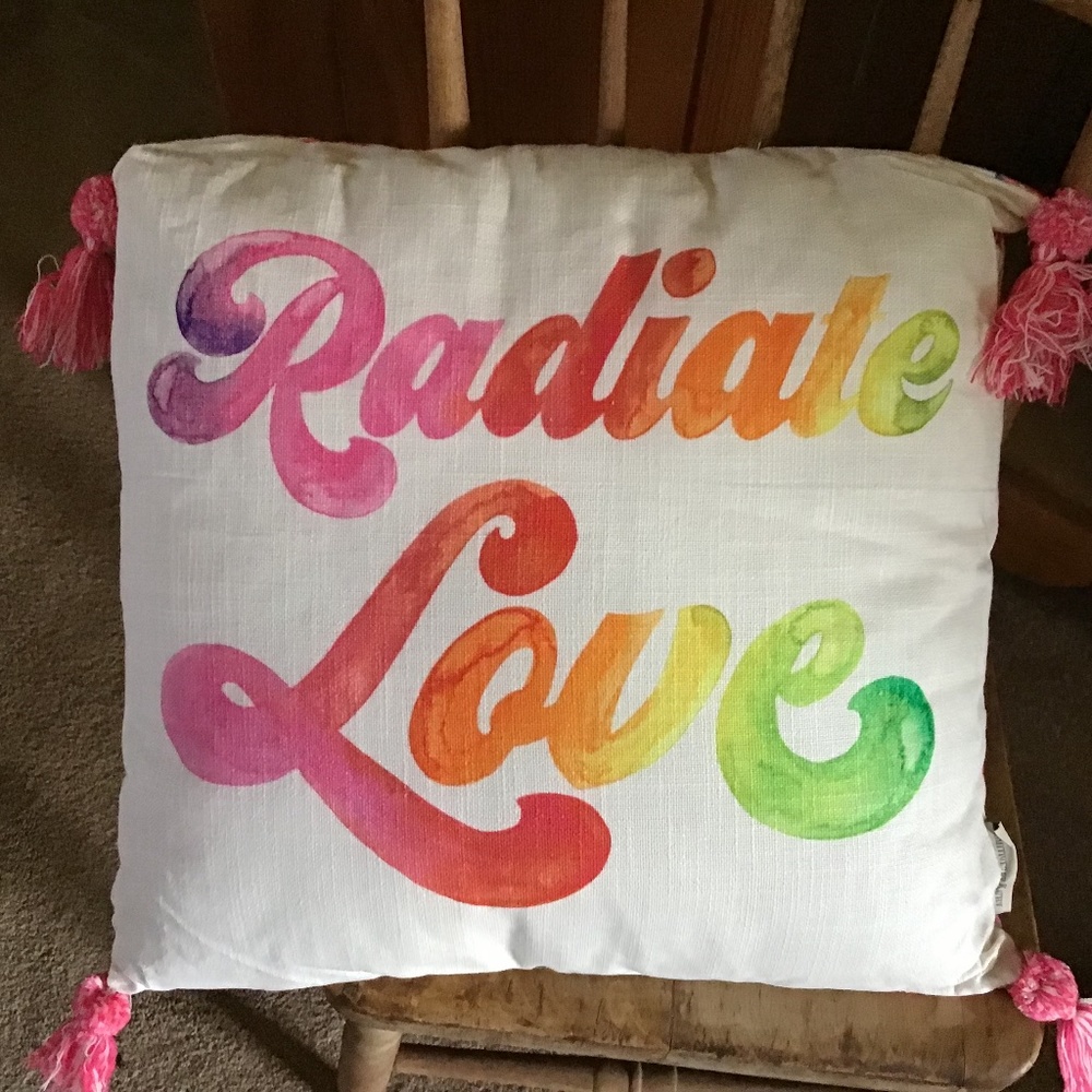 Accent Pillow with Tassels 16x16